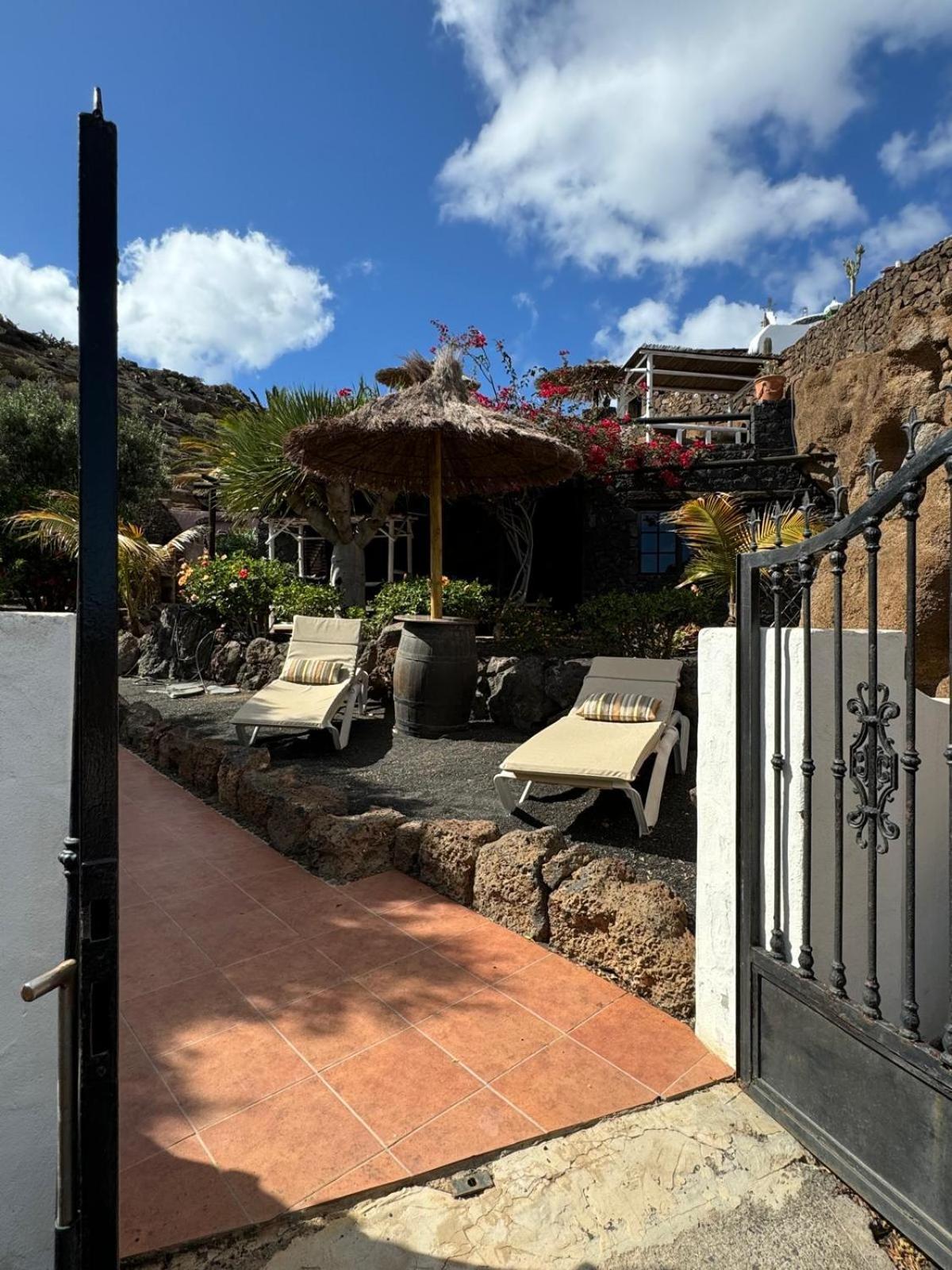 Castillo Lanzarote Villa Bailey - Luxury Villa - Pet Friendly With Heated Pool La Asomada  Екстер'єр фото