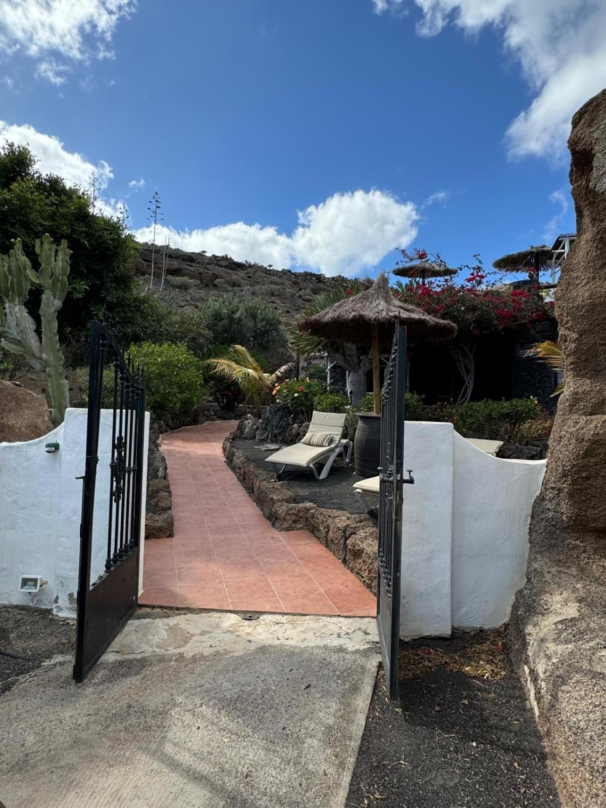 Castillo Lanzarote Villa Bailey - Luxury Villa - Pet Friendly With Heated Pool La Asomada  Екстер'єр фото