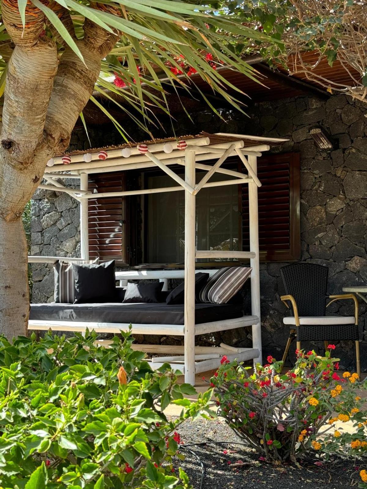 Castillo Lanzarote Villa Bailey - Luxury Villa - Pet Friendly With Heated Pool La Asomada  Екстер'єр фото